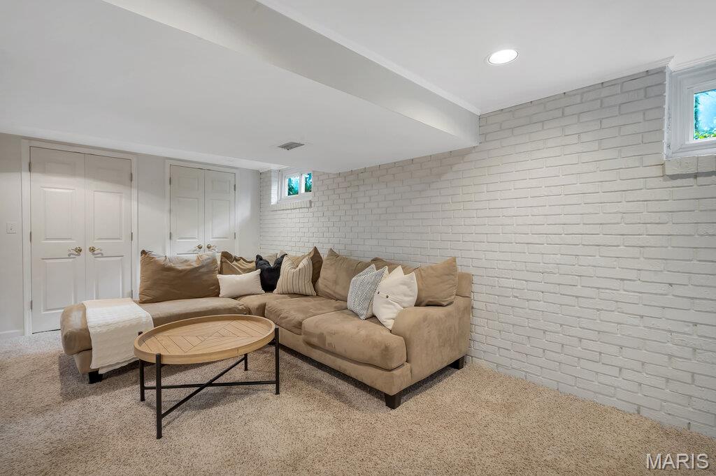 Town/Kirkwood - Residential