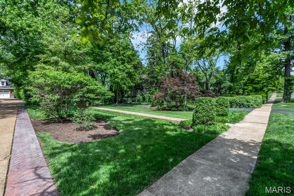 Town/Kirkwood - Residential