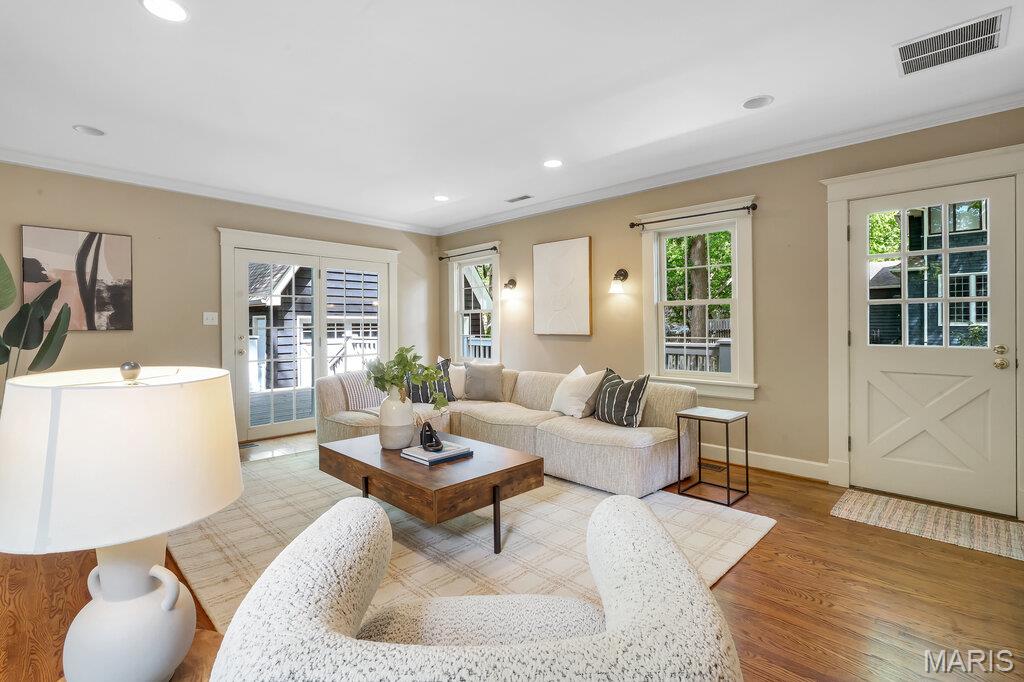 Town/Kirkwood - Residential