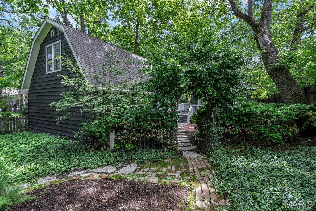 Town/Kirkwood - Residential