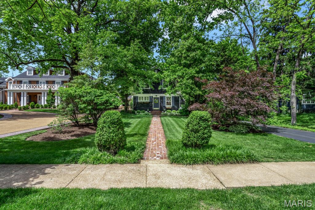 Town/Kirkwood - Residential