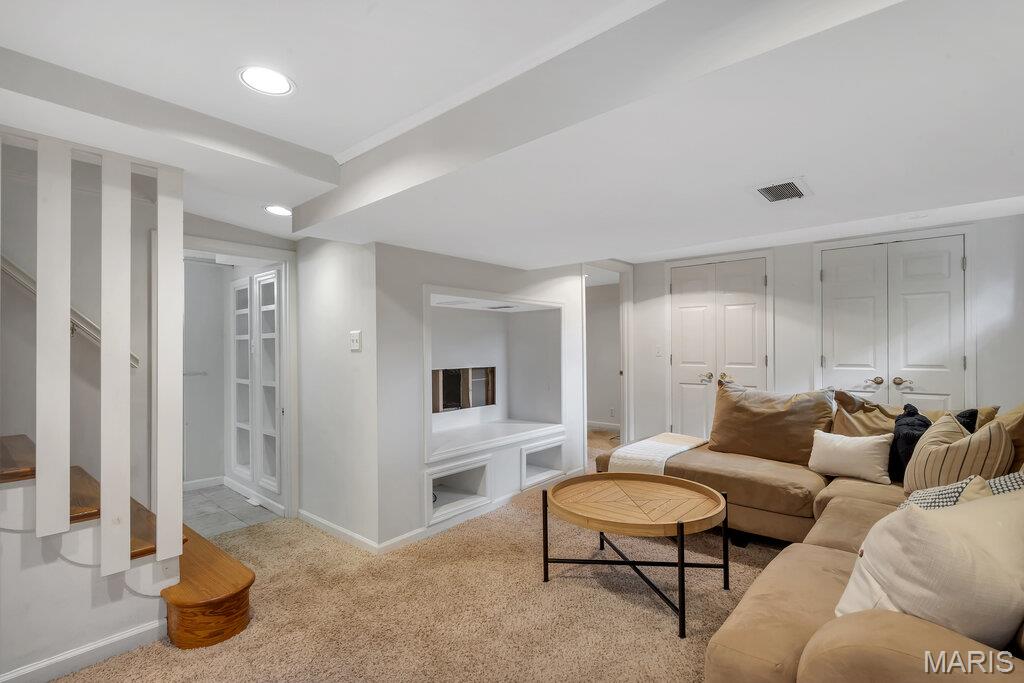 Town/Kirkwood - Residential