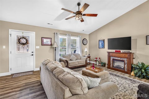 Tiny photo for 551 Windsor Lane, Farmington, MO 63640 (MLS # 26068502)