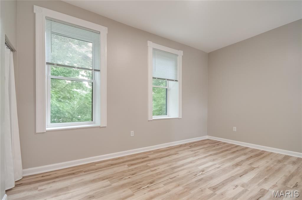 St Louis, Missouri 63111, United States, 3 Bedrooms Bedrooms, ,2 BathroomsBathrooms,Residential,Active,227372