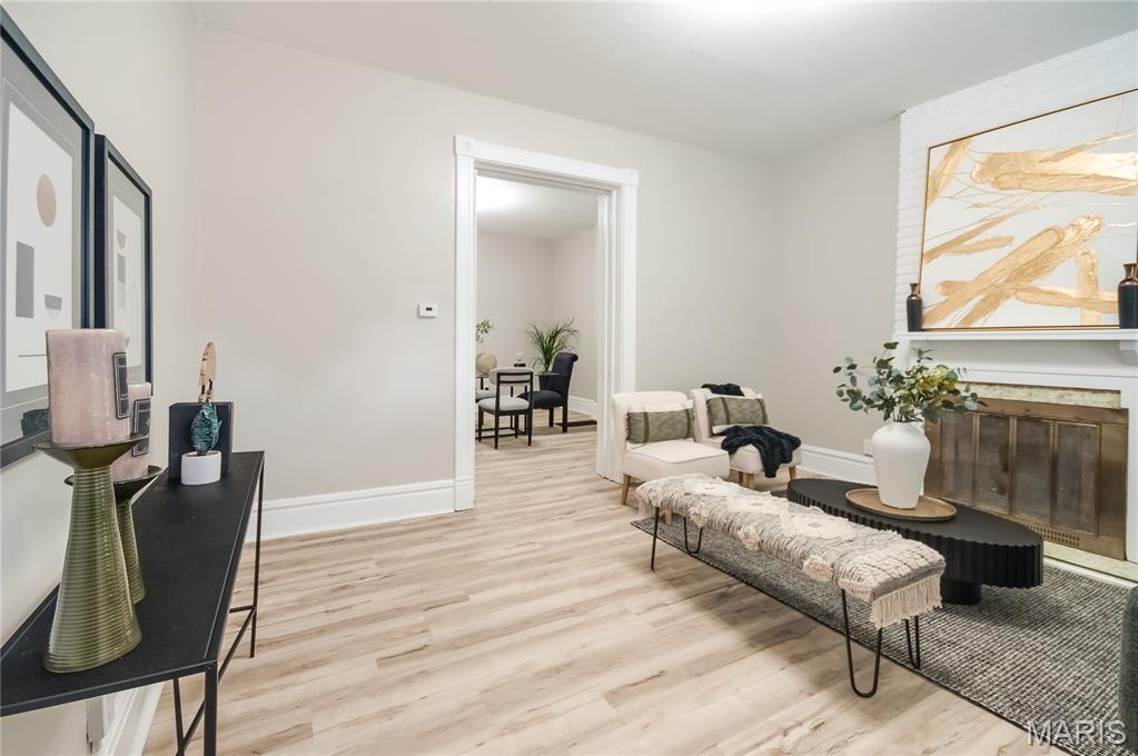 St Louis, Missouri 63111, United States, 3 Bedrooms Bedrooms, ,2 BathroomsBathrooms,Residential,Active,227372