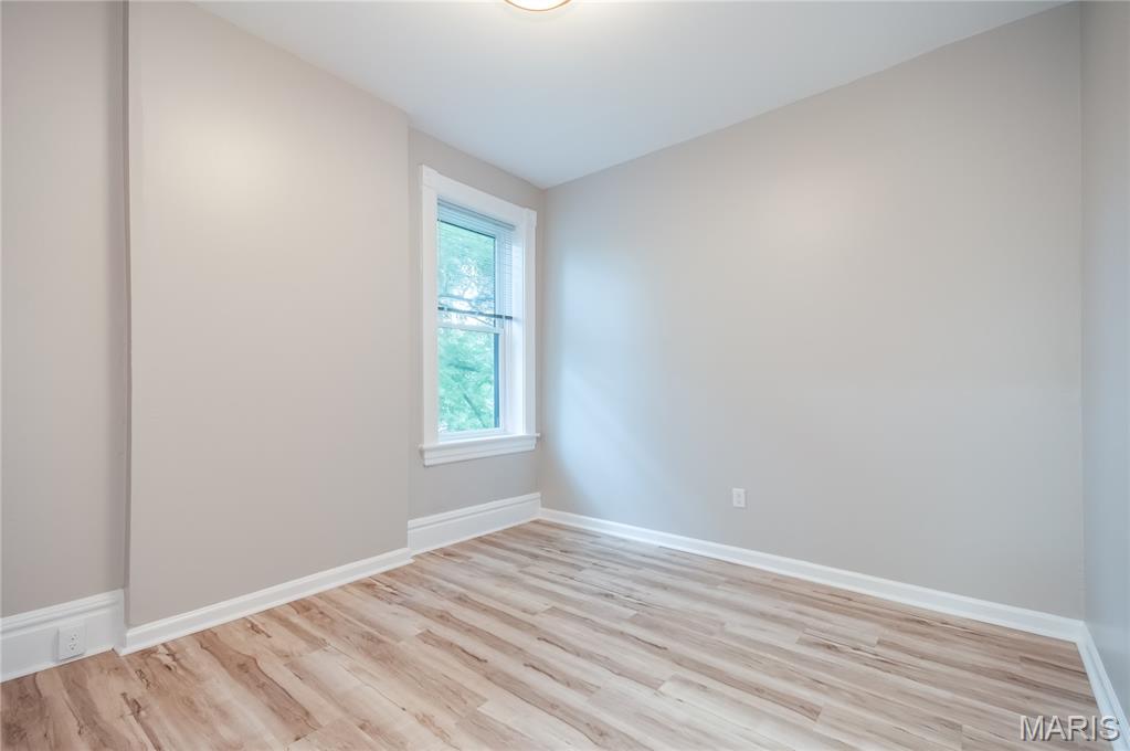 St Louis, Missouri 63111, United States, 3 Bedrooms Bedrooms, ,2 BathroomsBathrooms,Residential,Active,227372