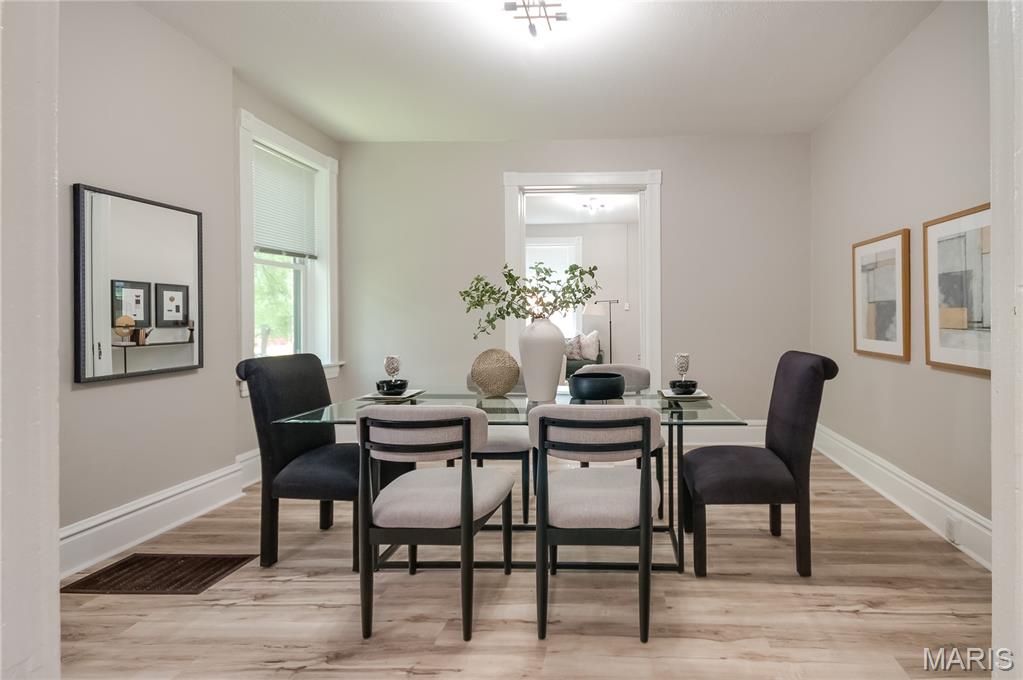 St Louis, Missouri 63111, United States, 3 Bedrooms Bedrooms, ,2 BathroomsBathrooms,Residential,Active,227372