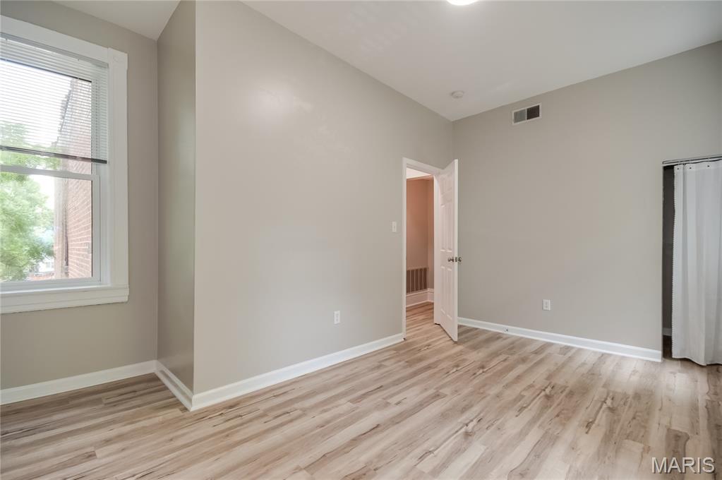 St Louis, Missouri 63111, United States, 3 Bedrooms Bedrooms, ,2 BathroomsBathrooms,Residential,Active,227372