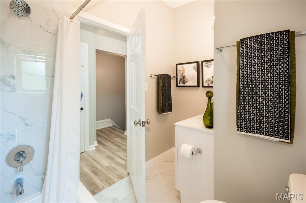 St Louis, Missouri 63111, United States, 3 Bedrooms Bedrooms, ,2 BathroomsBathrooms,Residential,Active,227372