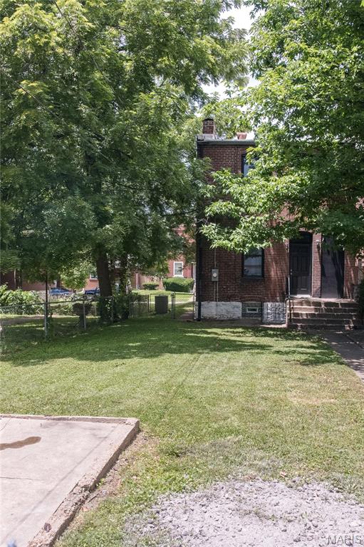 St Louis, Missouri 63111, United States, 3 Bedrooms Bedrooms, ,2 BathroomsBathrooms,Residential,Active,227372