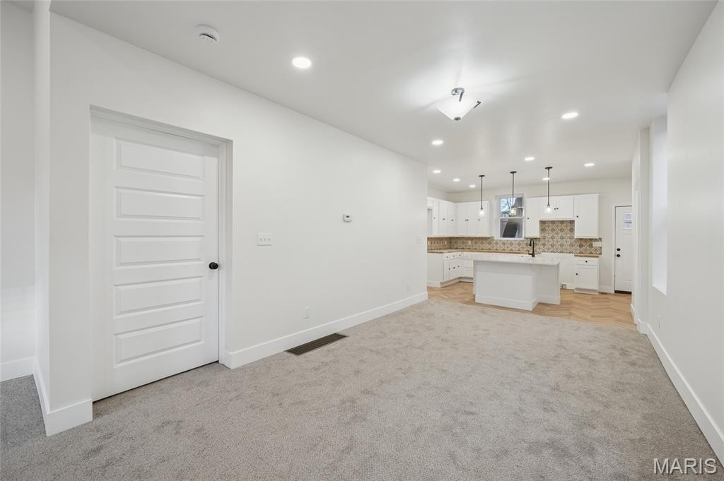 Lynch Add - Residential