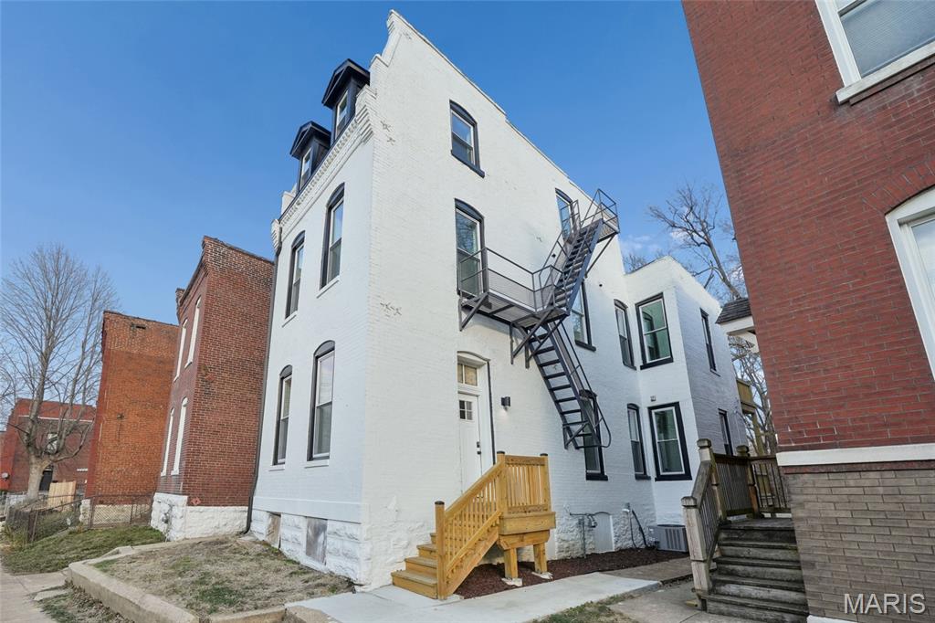 Lynch Add - Residential