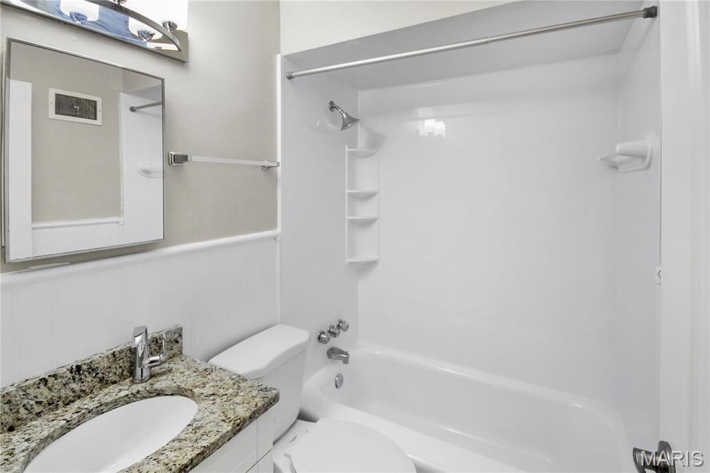 Essmans Knollwood - Residential Lease