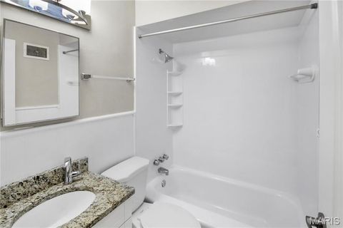 Tiny photo for 2 Seawood Court, Creve Coeur, MO 63146 (MLS # 26011151)