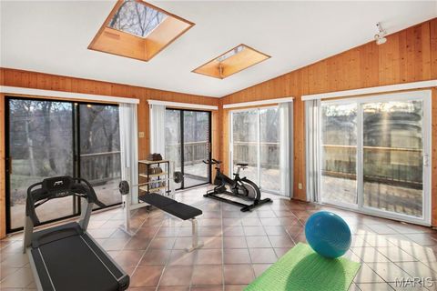 Tiny photo for 2 Seawood Court, Creve Coeur, MO 63146 (MLS # 26011151)