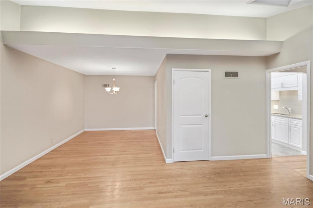 Essmans Knollwood - Residential Lease