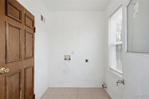 Tiny photo for 9512 Tennyson Avenue, Overland, MO 63114 (MLS # 26008752)