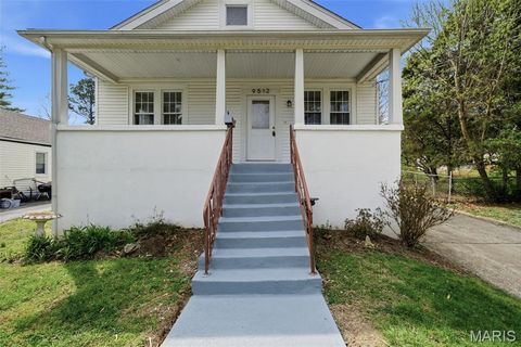 Tiny photo for 9512 Tennyson Avenue, Overland, MO 63114 (MLS # 26008752)