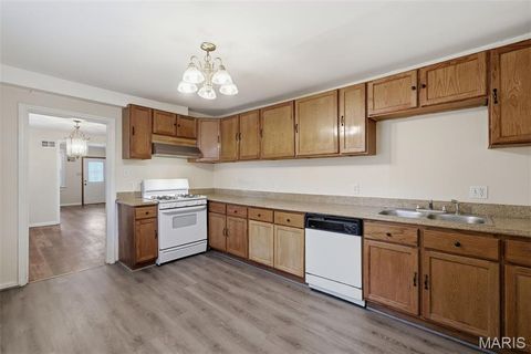 Tiny photo for 9512 Tennyson Avenue, Overland, MO 63114 (MLS # 26008752)