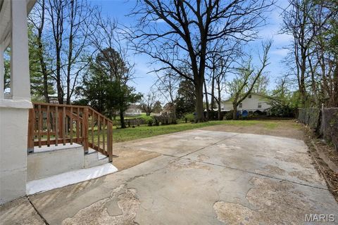 Tiny photo for 9512 Tennyson Avenue, Overland, MO 63114 (MLS # 26008752)