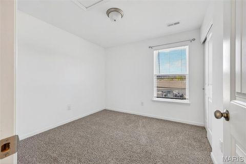 Tiny photo for 173 Equestrian Drive, Winfield, MO 63389 (MLS # 26019963)