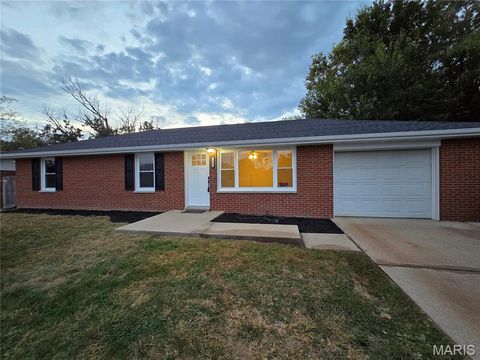 7304 Montclair Avenue Godfrey IL 62035
