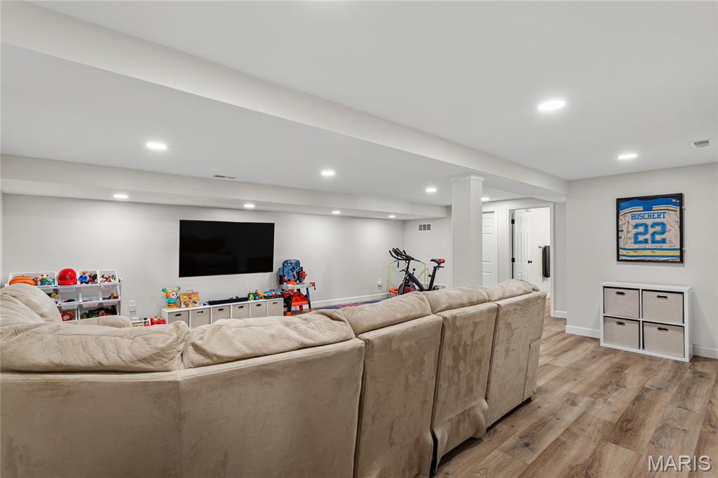 Westglen Woods Three - Residential