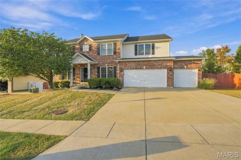 Photo of 2503 Bear Creek Drive, Wentzville, MO 63385 (MLS # 26065675)