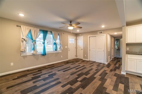 Tiny photo for 204 Hillsdale Drive, Ballwin, MO 63011 (MLS # 26011934)