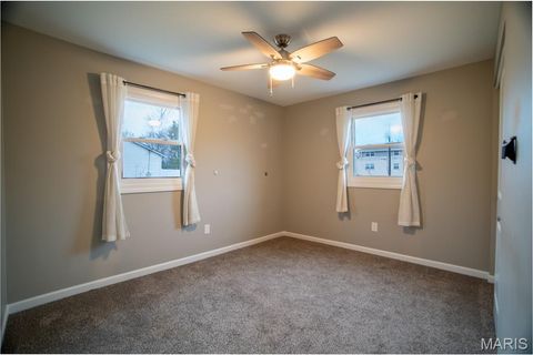 Tiny photo for 204 Hillsdale Drive, Ballwin, MO 63011 (MLS # 26011934)