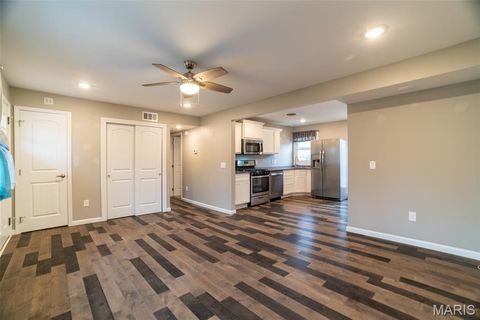 Tiny photo for 204 Hillsdale Drive, Ballwin, MO 63011 (MLS # 26011934)