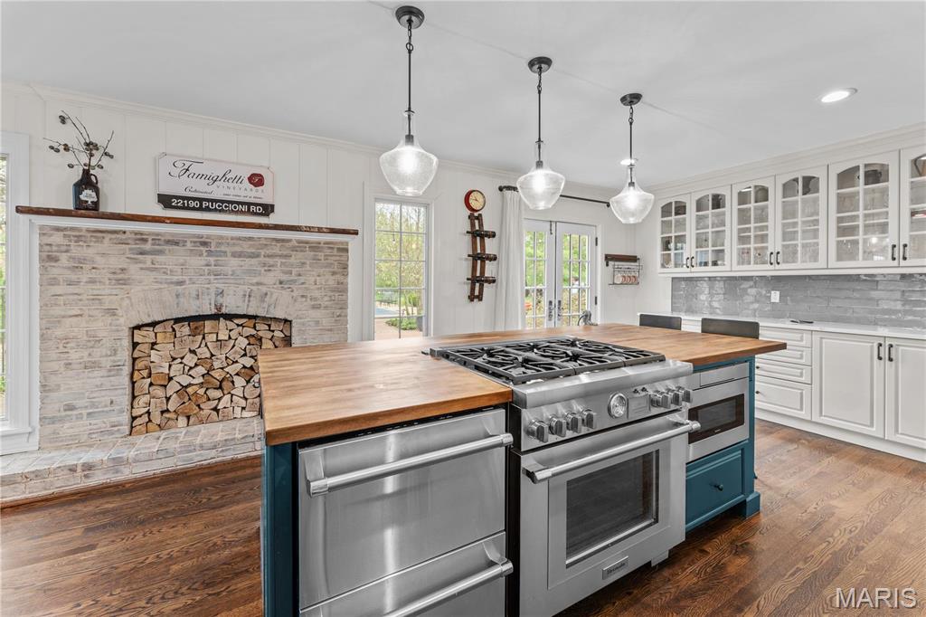 Williamsburg 1 - Residential