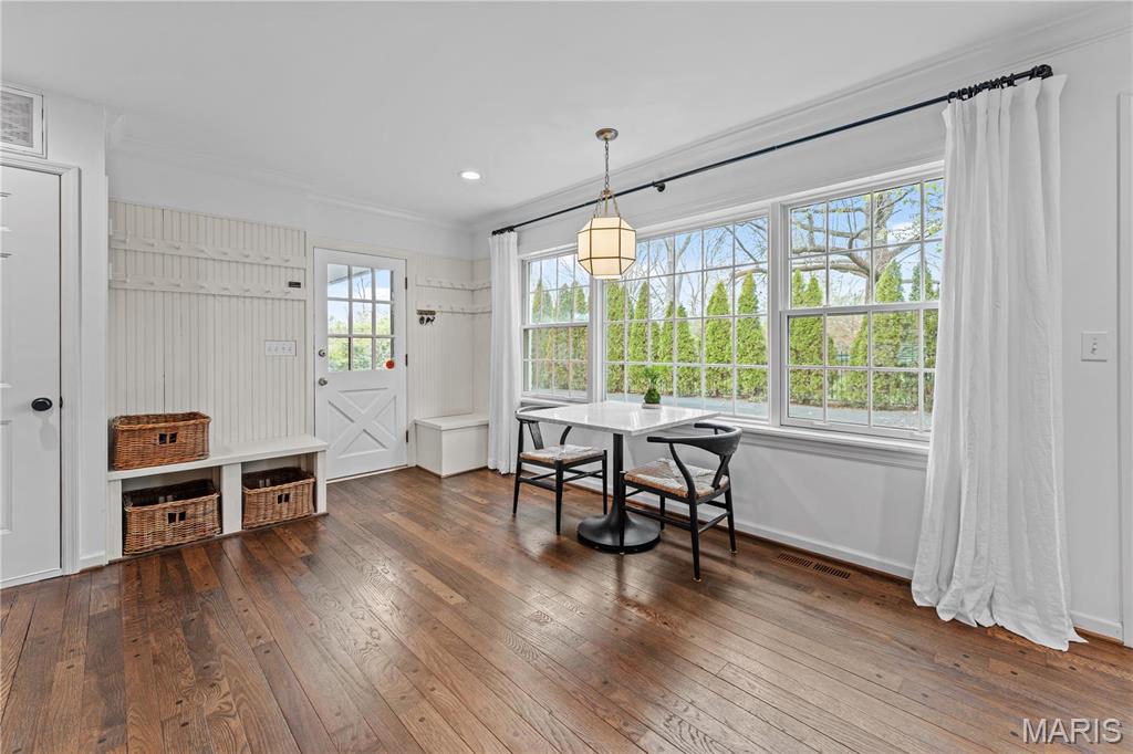 Williamsburg 1 - Residential