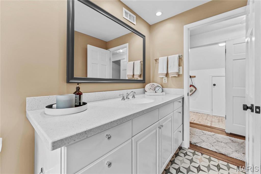 Williamsburg 1 - Residential