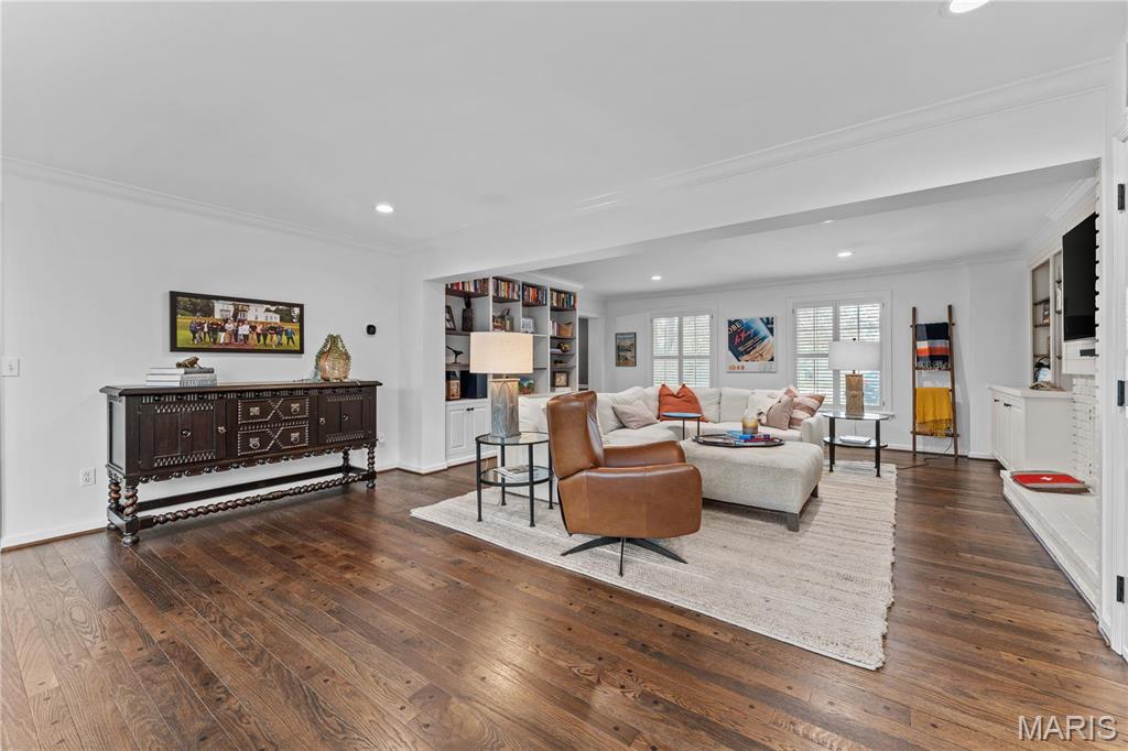 Williamsburg 1 - Residential