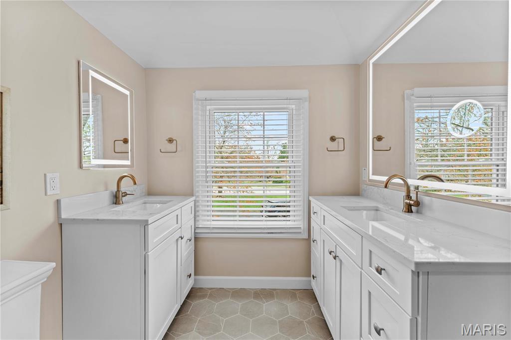 Williamsburg 1 - Residential