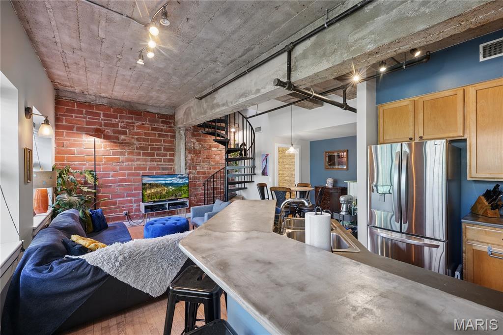 Sidney Lofts Condo - Residential