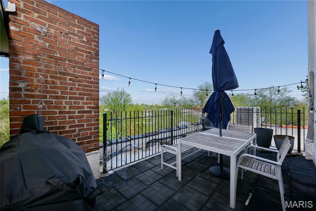 Sidney Lofts Condo - Residential