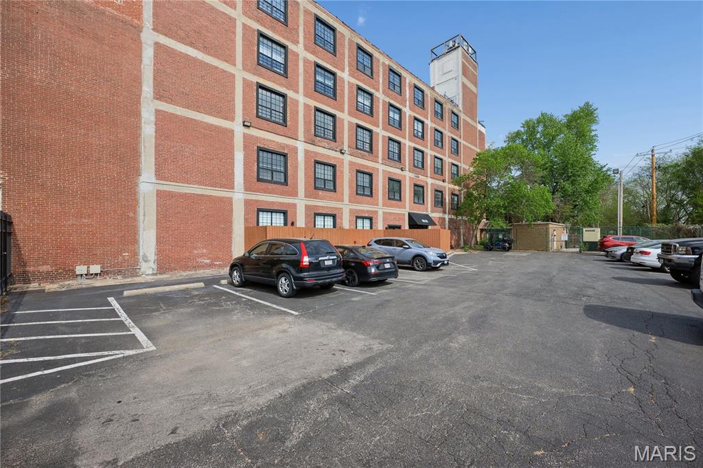 Sidney Lofts Condo - Residential