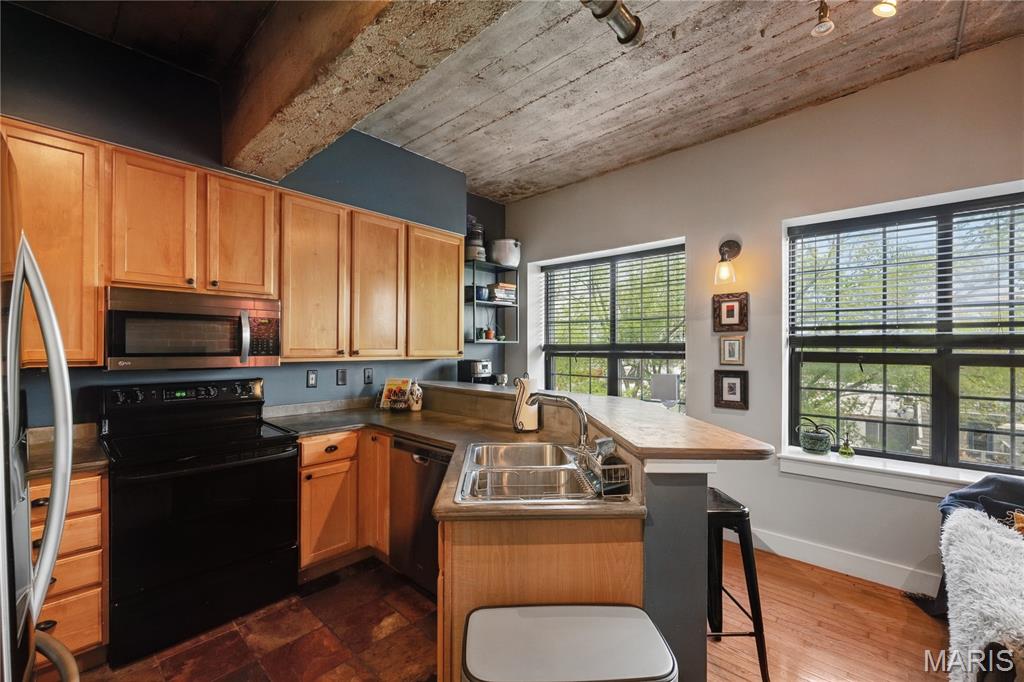 Sidney Lofts Condo - Residential