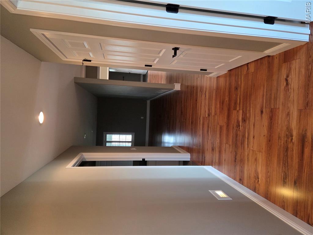 Hummingbird - Residential