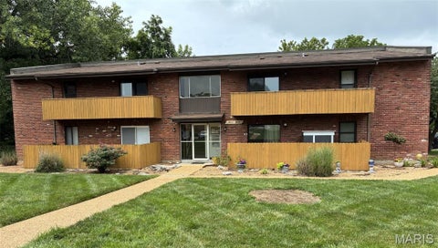 Photo of 1190 Calley Drive #C, St Louis, MO 63125 (MLS # 26061106)