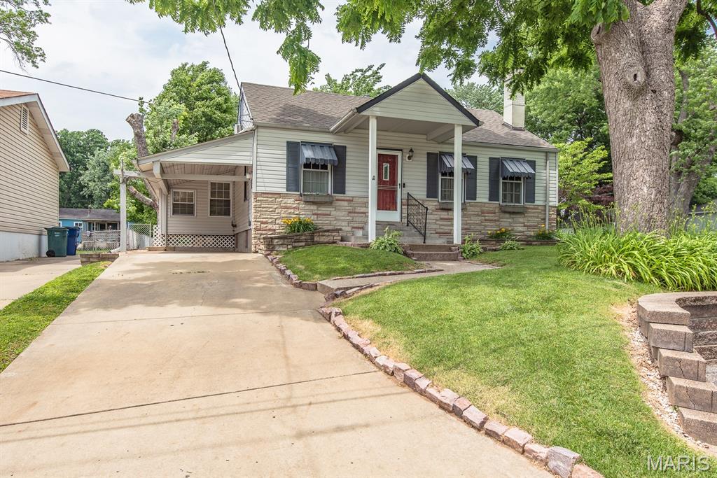 St Louis, Missouri 63135, United States, 3 Bedrooms Bedrooms, ,1 BathroomBathrooms,Residential,Pending,144774