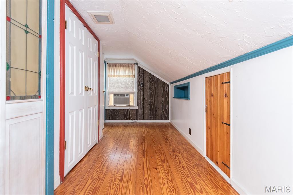 St Louis, Missouri 63135, United States, 3 Bedrooms Bedrooms, ,1 BathroomBathrooms,Residential,Pending,144774