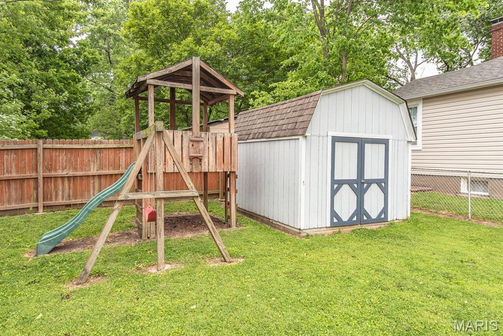 St Louis, Missouri 63135, United States, 3 Bedrooms Bedrooms, ,1 BathroomBathrooms,Residential,Pending,144774