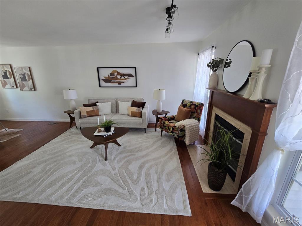 1408 Whispering Creek Drive