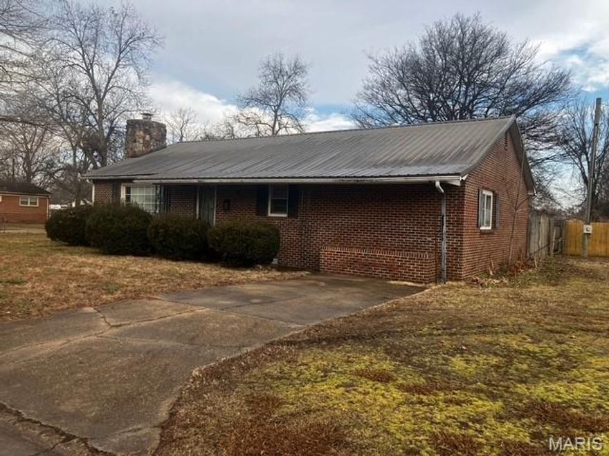 Looking for a springtime project or wanting to add to your investment portfolio? Don’t overlook this one—so much potential!
This home offers three bedrooms and one bathroom, a kitchen and living room with a wood-burning fireplace, plus an enclosed back porch currently used as a laundry room.
Outside, you’ll find a detached 16x24 garage/workshop with a 9x23 lean-to and a fenced backyard, providing plenty of space for storage, hobbies, or future improvements.