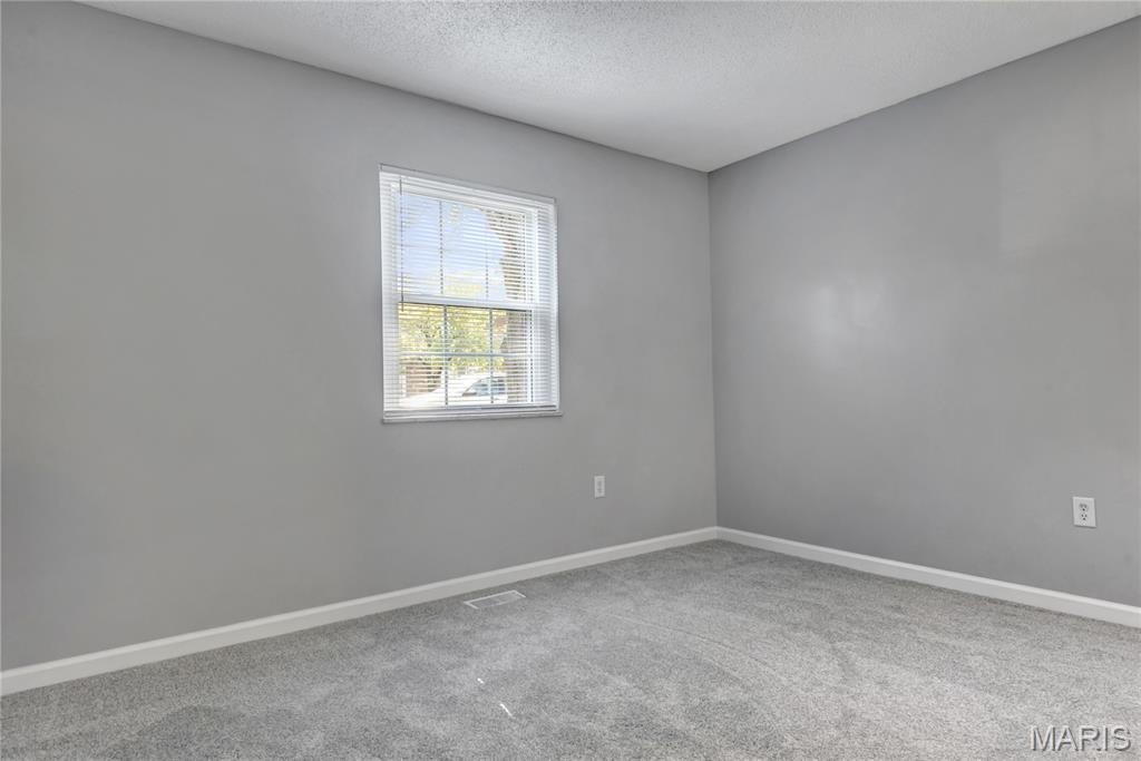 Bridgecrest Estates 2 Condo - Residential