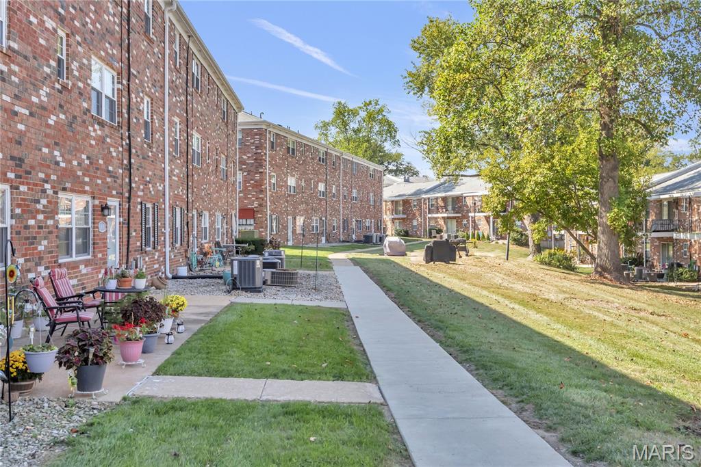 Bridgecrest Estates 2 Condo - Residential