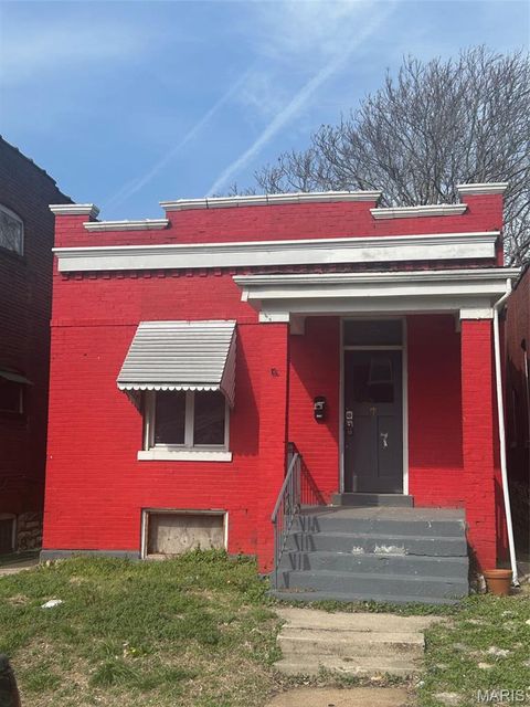 Photo of 3425 Minnesota Avenue, St Louis, MO 63118 (MLS # 26019271)